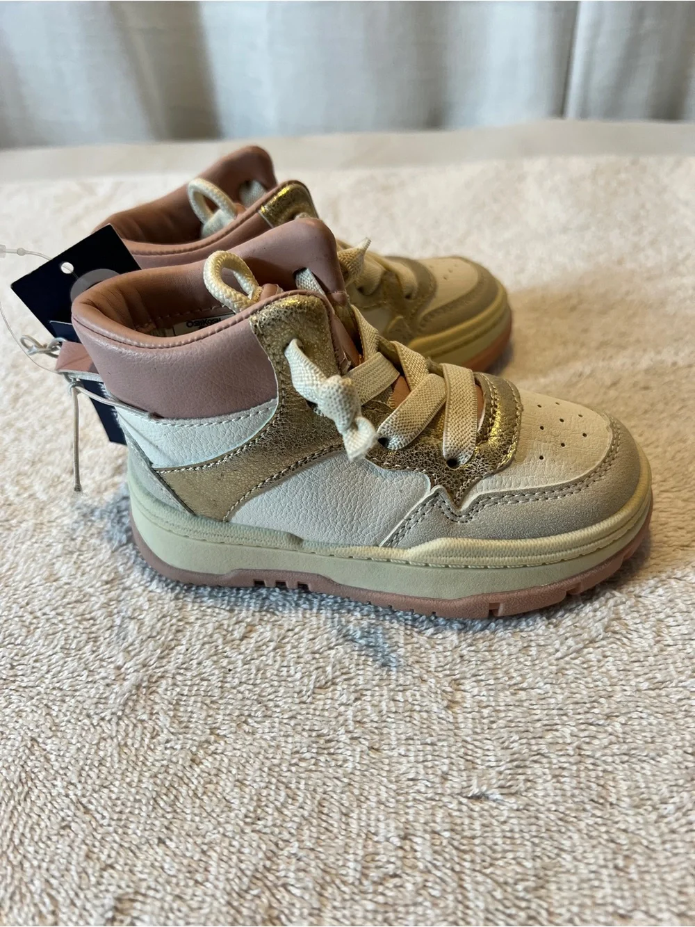 OshKosh B'gosh Cream, Pink & Gold Kids High-Top Sneakers SIZE 5